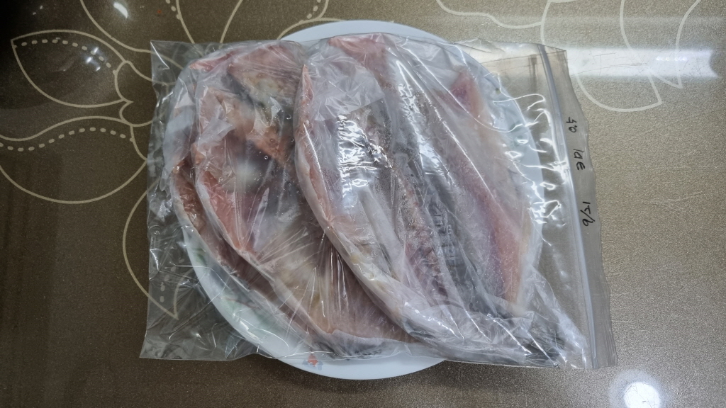 fish_000.jpg